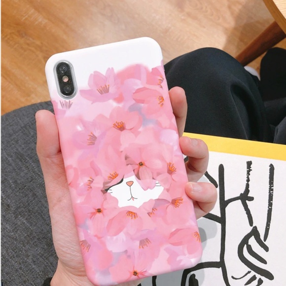 Accessories - NEW iPhone X / XS  Floral Kitty Chic Hard Case
